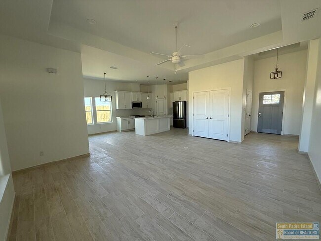Building Photo - 2610 Haverford Blvd