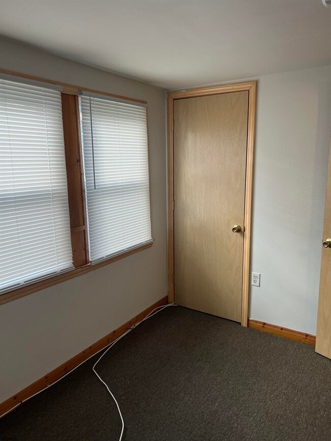 Building Photo - 209 W Pacific Ave