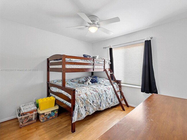 Building Photo - 9445 Aegean Dr
