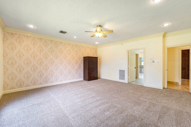 Building Photo - 1743 Randons Point Dr