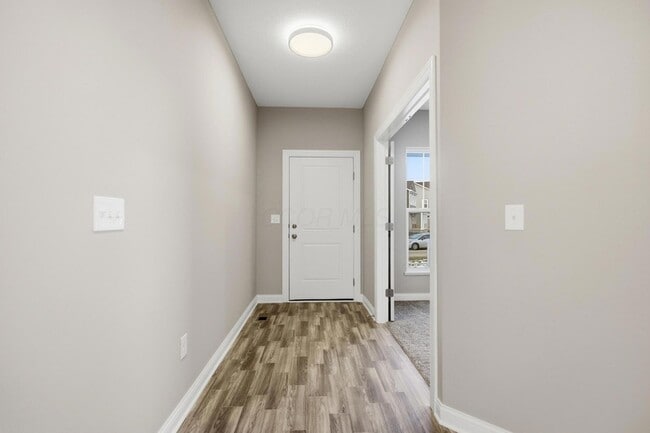 Building Photo - 7051 Aster Wy