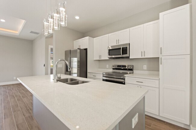 Building Photo - Deposit-Free! Modern, energy efficient hom...