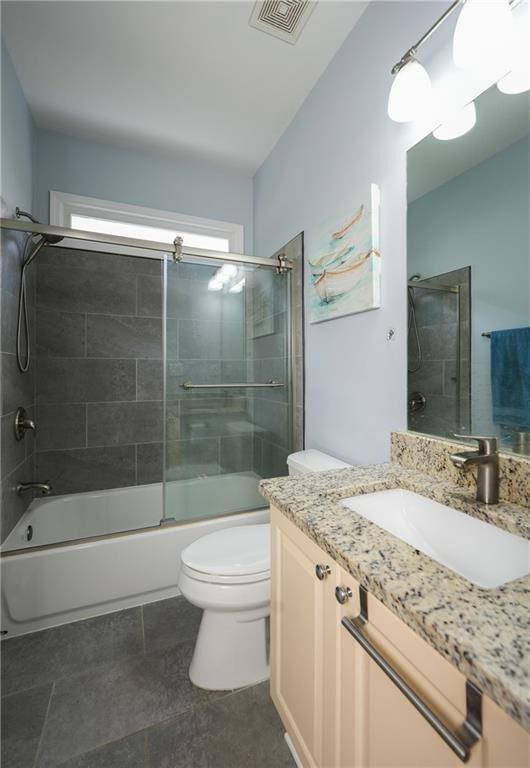 Building Photo - 350 Scarborough Way