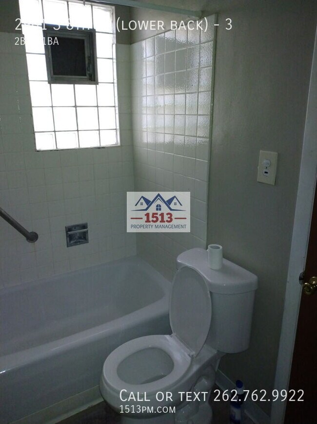 Building Photo - 2901 S 8th St