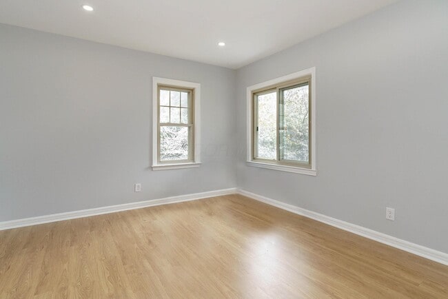 Building Photo - 2228 Holt Ave