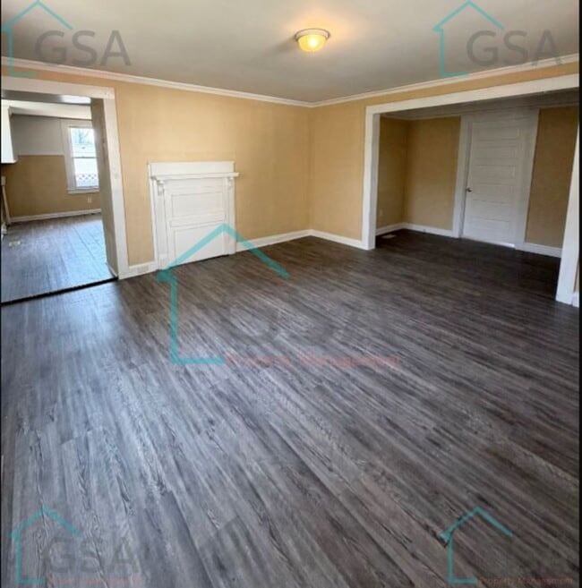 Building Photo - 2 Bedroom 1 Bath Available!