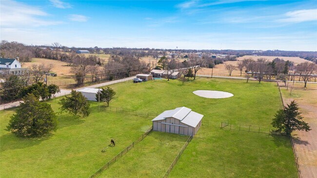 Building Photo - 9213 Wilson Rd