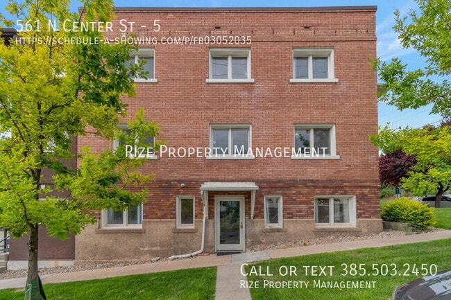 Building Photo - 561 N Center St