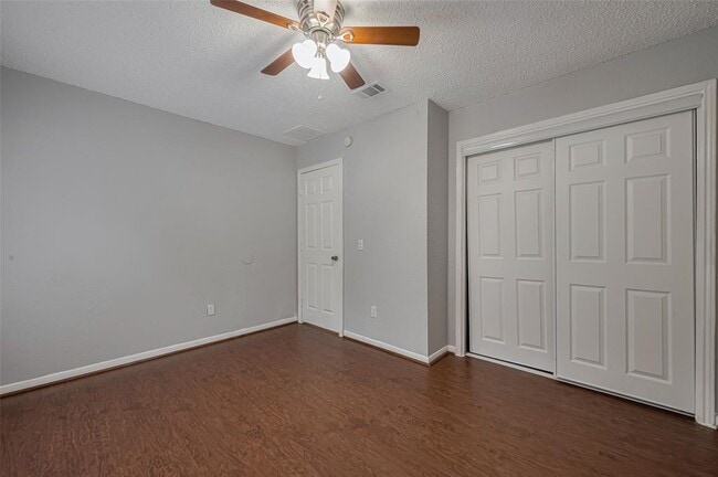 Building Photo - 3610 Bee Bayou Ln