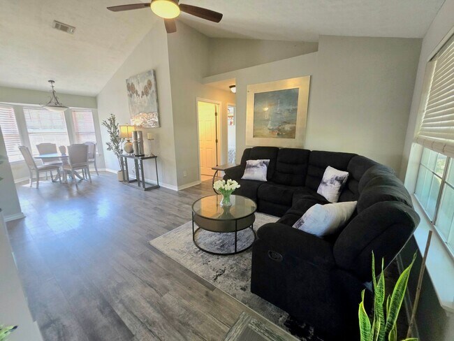 Building Photo - Near NAS Pensacola | 3BR Home with Large Deck & Fenced Backyard