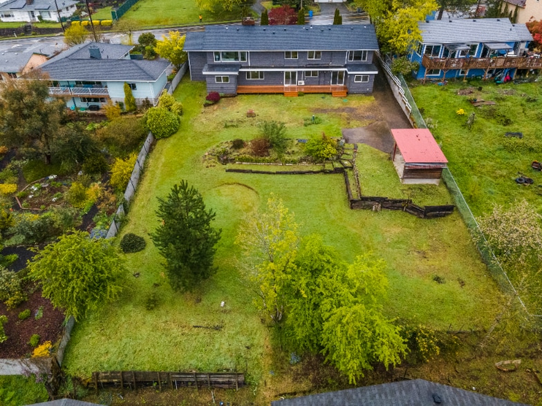 Building Photo - 2617 E McLoughlin Blvd