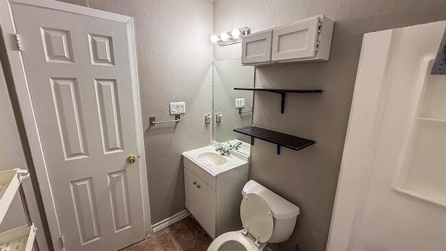 Building Photo - 501 Hardin Ct