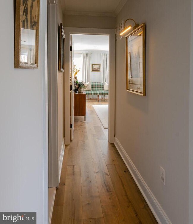 Building Photo - 13230 Falls Rd