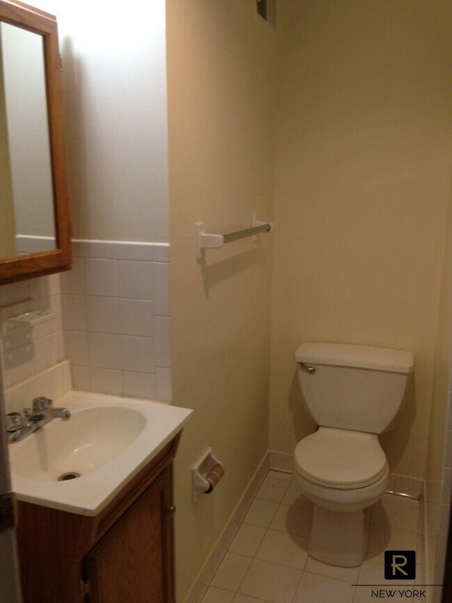 Building Photo - 303 East 46th Street