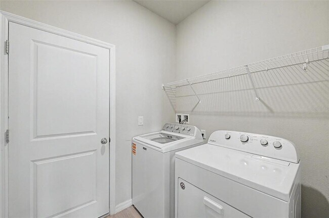 Building Photo - 5435 Bungalow Grove Ct