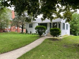 Building Photo - 1110 Ridge Rd
