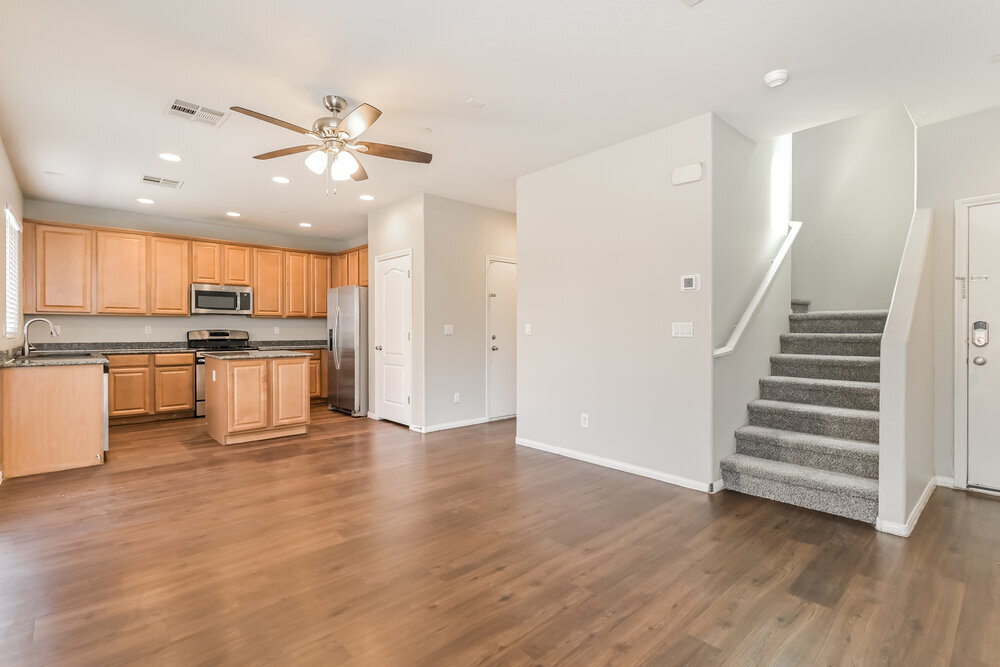 Building Photo - 698 Calamus Palm Pl