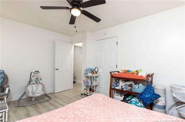 Building Photo - 3230 Periwinkle Dr