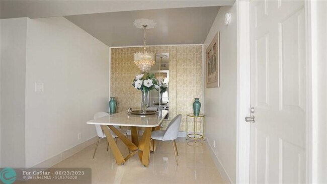 Building Photo - 3031 N Ocean Blvd