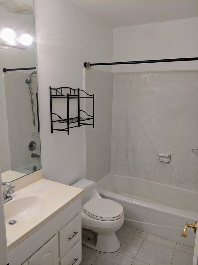 2nd bathroom - 415 Montana Ave