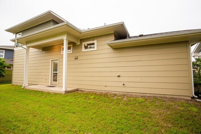 Building Photo - 10604 Wills Lp