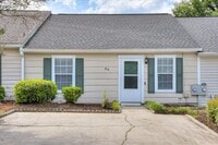 Building Photo - 23 Londonberry Ln