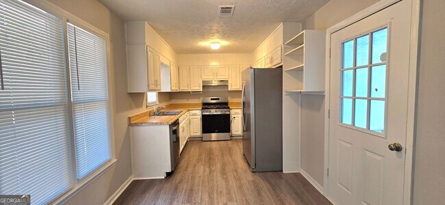 Building Photo - 2664 GA-34