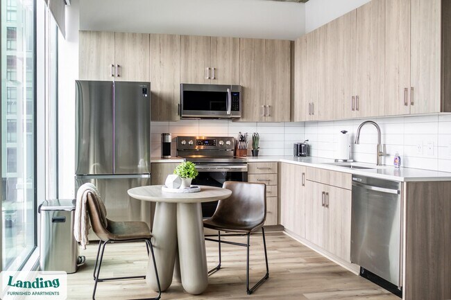 Building Photo - 151 S State St