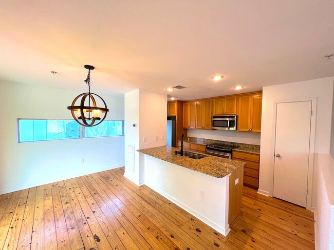 Building Photo - Unique Contemporary Style Home with an Updated Modern Look