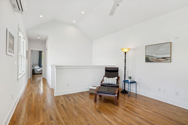 Building Photo - Germantown Gem just 1 mile from Downtown N...