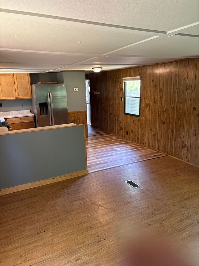 Building Photo - Quiet 3 Bedroom in Alexander