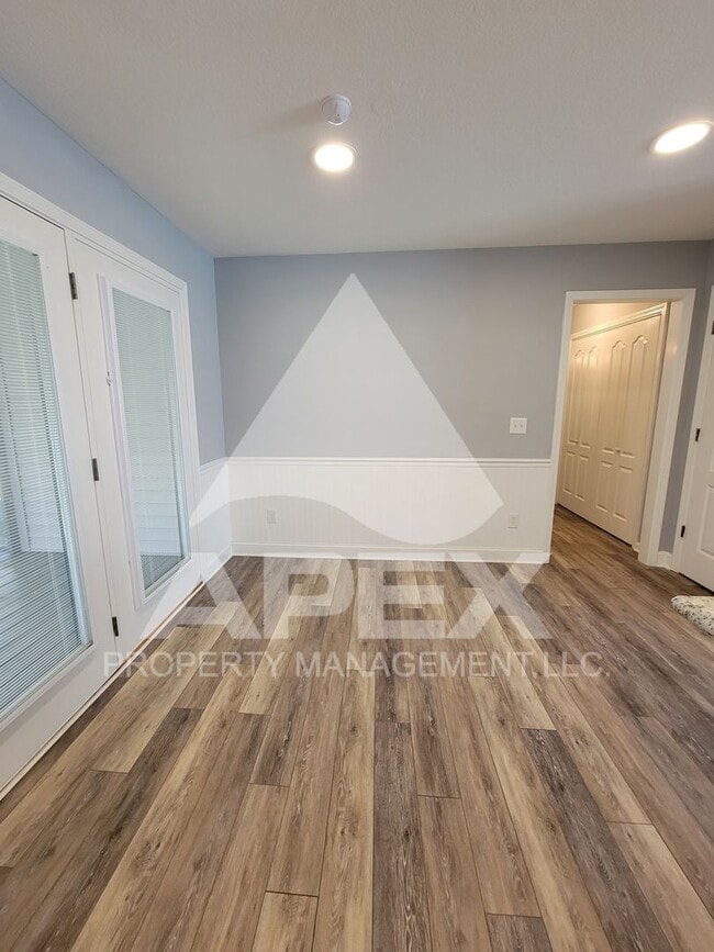 Building Photo - West Knoxville – Beautifully upgraded - 3 Bd/2.5 Single Family Home in Hampton Court Subdivision!!