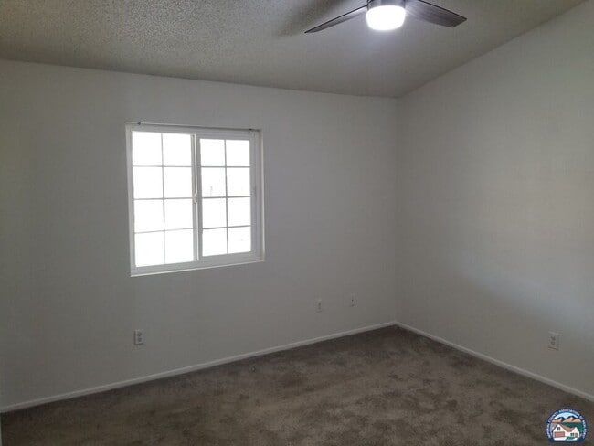 Building Photo - 417 Conestoga Ln