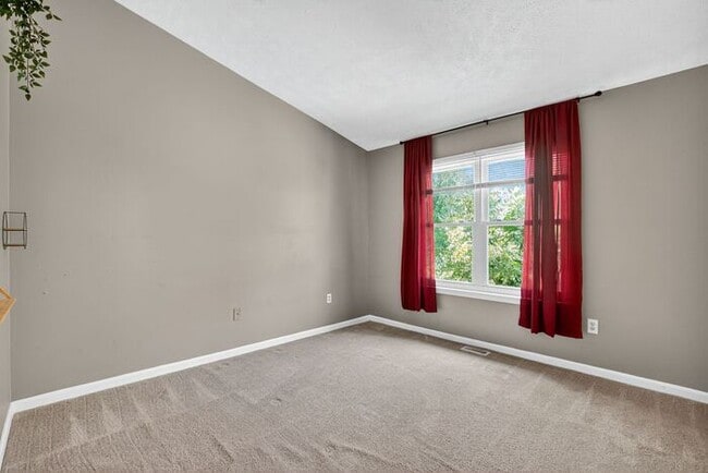 Building Photo - 22125 St Leonards Circle