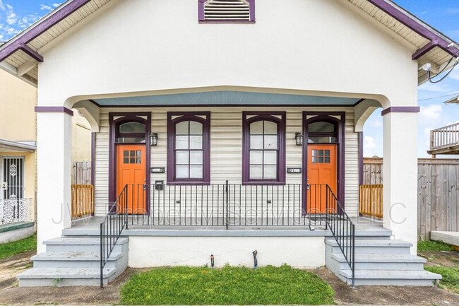 Primary Photo - 2120 New Orleans St