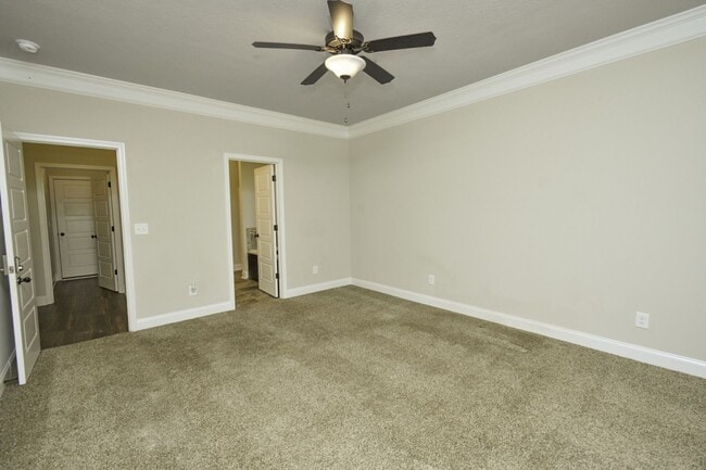 Building Photo - 4 Bedroom Near Fort Eisenhower