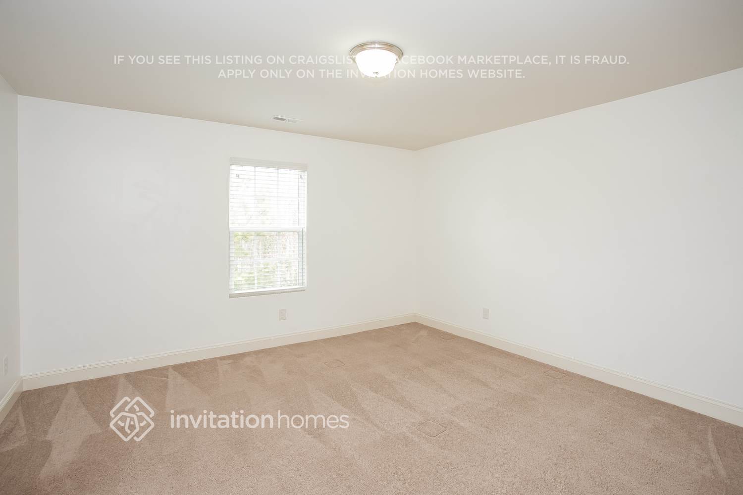 Building Photo - 112 Four Seasons Way