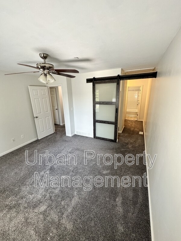 Building Photo - 11467 Open View Ln