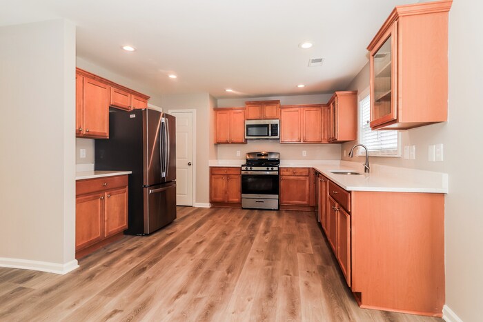 Building Photo - 4364 Walforde Blvd