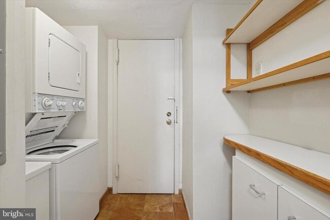 Building Photo - 1900 Rittenhouse Square