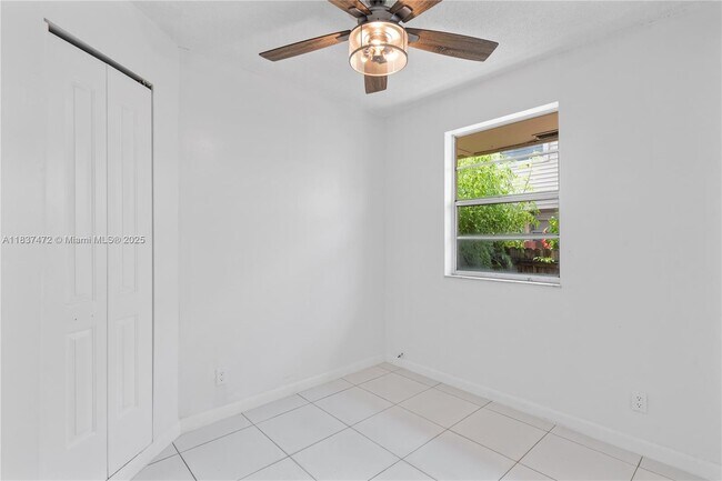Building Photo - 6603 Winfield Blvd