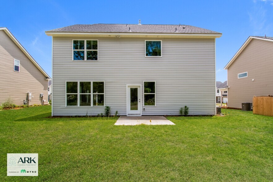 Building Photo - 420 Blue Robin Ln