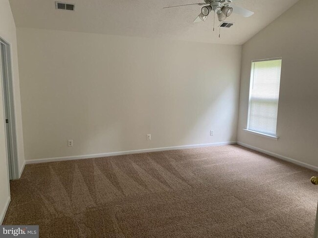 Building Photo - 9330 Tetotum Rd