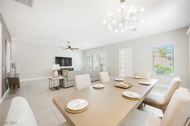 Building Photo - 11262 Cactus Tower Ave