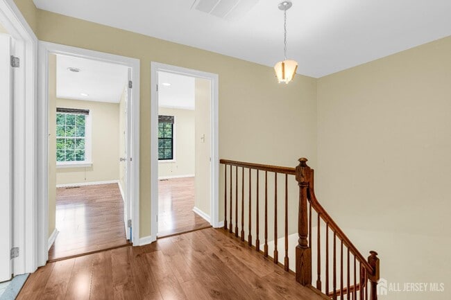 Building Photo - 3604 Springbrook Dr