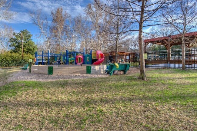 Building Photo - 1300 Lipan Trail