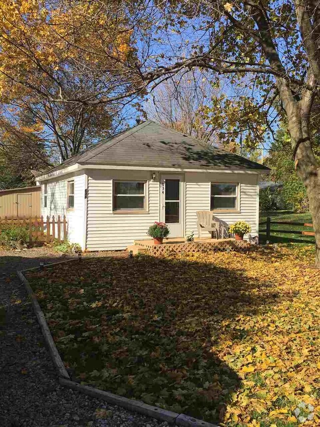 Building Photo - Tiny House