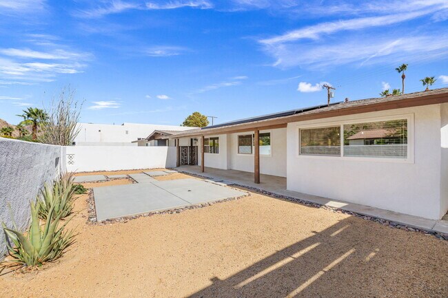 Building Photo - 51480 Avenida Obregon