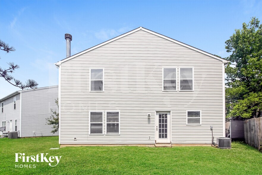 Building Photo - 2458 Providence Ct