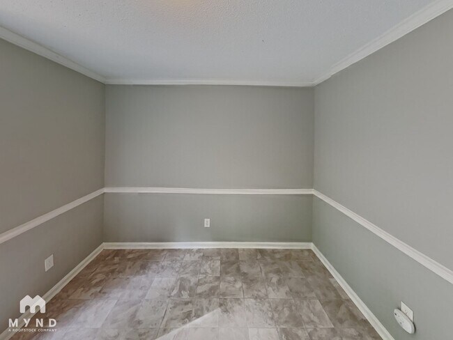 Building Photo - 204 Dovewood Ln